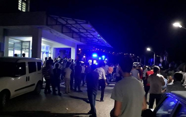 بەهۆی تەقینەوەی بۆمبێک لە ئامەد چوار کەس گیانیان لەدەستدا